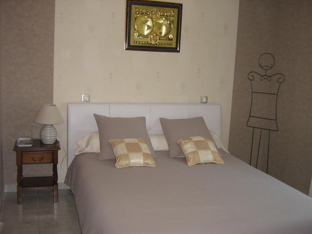 Chambres D'Hotes Le Saint O Detente מראה חיצוני תמונה